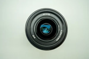 Sony FE 28mm f2 Lens E Mount SEL28F20 With Filter - Picture 1 of 6
