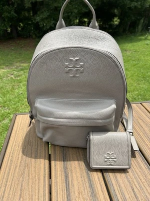 Mochila Tory Burch Nueva Sin Etiquetas Thea Y Cartera Doble Plegable Cremallera Alrededor A Juego Precio de venta sugerido por el fabricante $619 Foto 1 de 4