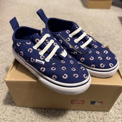 Zapatilla deportiva VANS Off The Wall Chicago Cubs niños talla 9,5 azul rojo blanco con CAJA  Foto 1 de 4