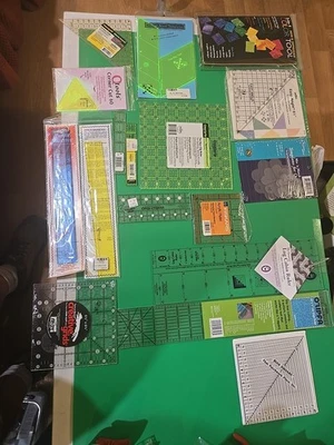 Lot of 17 New  Plastic Quilting Grids & Rulers, Omnigrid,  (H) - Image 1 of 4