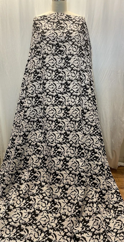 Elegant Black White Brocade Jacquard cotton Wool Blend Fabric 4.5 Yards 58" Wide - Image 1 of 4