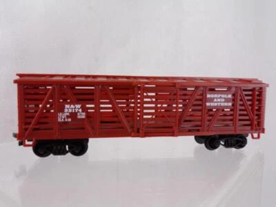 Life-Like N&W Norfolk and Western bogie cattle stock wagon HO gauge         1R26 - Image 1 of 4
