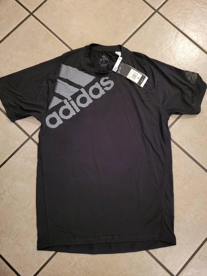 Adidas мальчиков напечатано FREELIFT размер средний  - Изображение 1 из 4