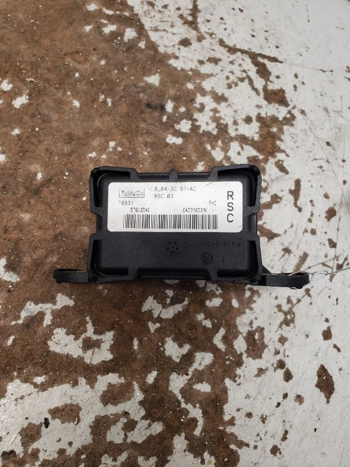 MARINER 2008 底盘 ECM 1420460 — 第 1/4 张图片