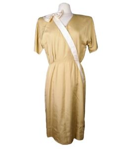Nina Ricci Beige Pleated Dress with White Bow Detail Vintage Size IT 46 or US L