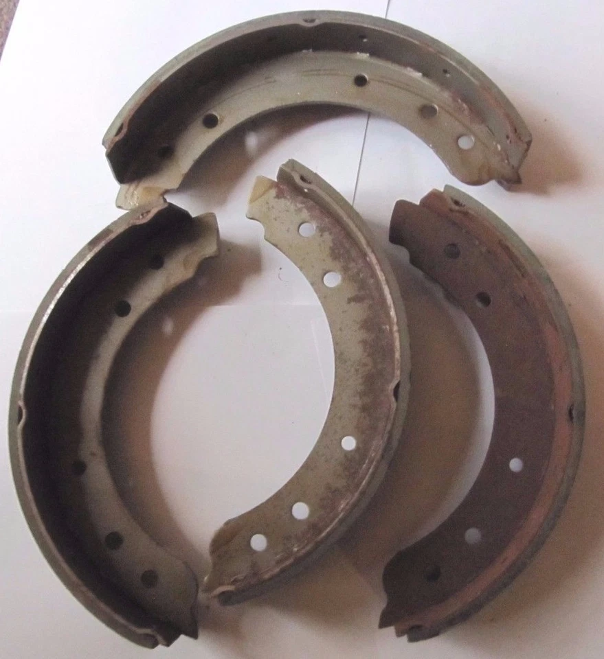 JUEGO ZAPATAS FRENO TRASERO FORD ZEPHYR VI ZODIAC III 1962-66  Foto 1 de 1