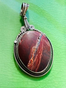 COLGANTE JASPE ROJO GRANDE de colección intrincado trenzado 925 bisel ovalado - Imagen 1 de 3