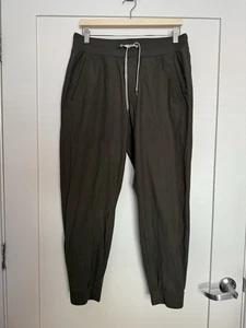 Pantalone jogging Vuori uomo taglia L verde oliva conico V436 palestra atletica - Foto 1 di 13