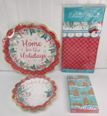 Pioneer Woman Christmas Holidays Party Supplies Plates Napkins for 16 Guest Set - Image 1 of 4