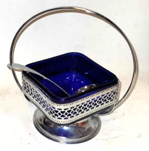 Vintage EPNS condiment Bowl With A Cobalt Blue Glass Liner - Mid Century Design - Picture 1 of 2