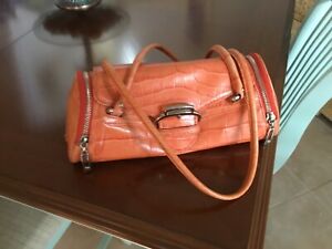 Cole Haan Orange Leather Handbag magnetic closure