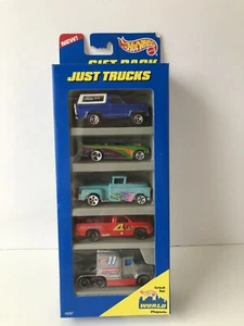 Hot Wheels Just Trucks Gift Pack w/(5) Fan Favorite Cars #16287 Semi's Bronco - Picture 1 of 7