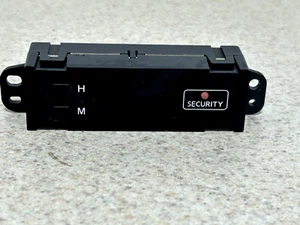 00-03 Nissan Maxima Front Center Dash Digital Clock Display Screen OEM - Picture 1 of 3