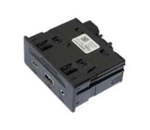New Genuine GM Audio Receptacle USB Auxiliary Black (2019-2023) OE 13529862 - Foto 1 di 3