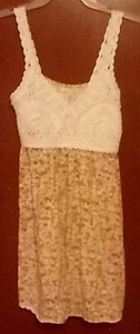 Jessica Simpson sundress - crochet top portion  - Floral Base. Sleeveless Medium - Picture 1 of 7