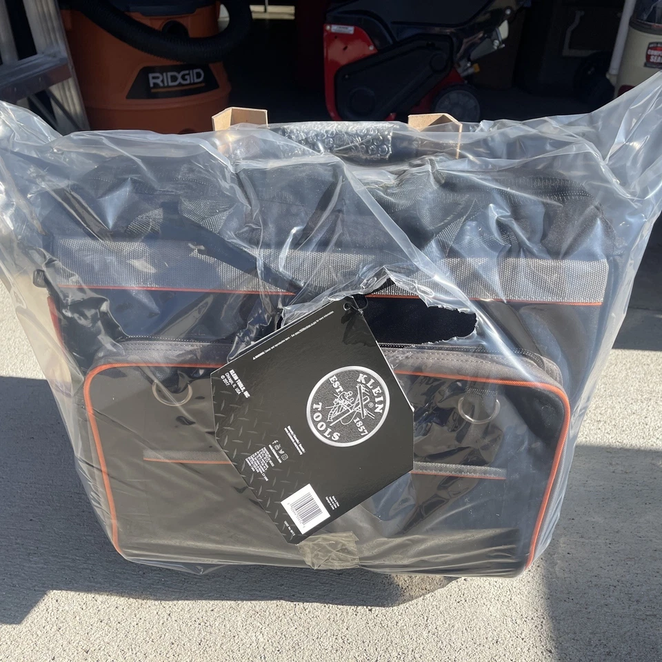 KLEIN TOOLS 55452RTB Rolling Tool Bag,Blk,Ballistic Polyester 23NN65 - Image 1 of 4