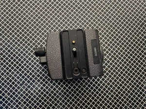 G2380 Gitzo Fluid Tripod Head w/ Plate and Pan Handle - Picture 1 of 7
