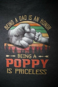 Being a Dad is an Honor- Being a Poppy is Priceless Hoodie Sweatshirt 3XL, Gray - Imagen 1 de 5