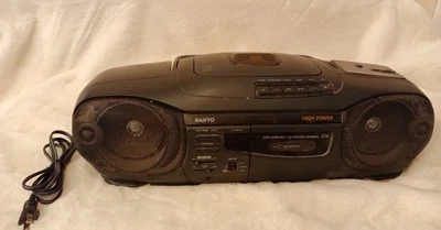 Reproductor de CD Sanyo Z14 de colección radio AM/FM casete boombox. Funcionando. Leer descripción Foto 1 de 4
