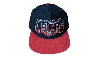 De colección San Francisco 49ers Reebok Equipo Ropa Ajustable SnapBack Sombrero Graffiti - Imagen 1 de 4