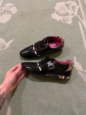 Tênis Burberry Feminino Preto Top Baixo Tamanho 38 EURO Desbotado SunFaded WMNS Meninas - Imagem 1 de 4