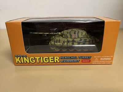 Dragon Armor 62008, 1:72 Sd.Kfz.182 King Tiger Tank Henschel Turret w/ Zimmerit - Image 1 of 4