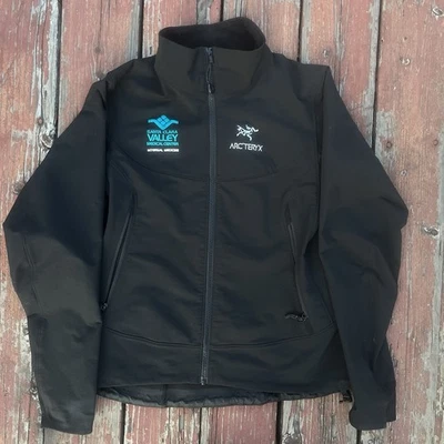 Arc’teryx Soft-Shell Full-Zip Jacket Black Women’s Medium Zip Pockets - Image 1 of 4