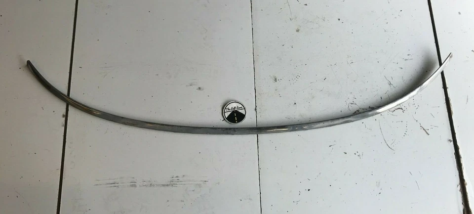 79 - 83 Datsun 280zx Niedrig Windshield Chrom Rand Einfassung - Bild 1 von 4