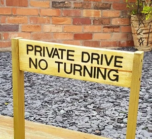 Wooden Freestanding Private Drive No Turning Sign - Picture 1 of 4