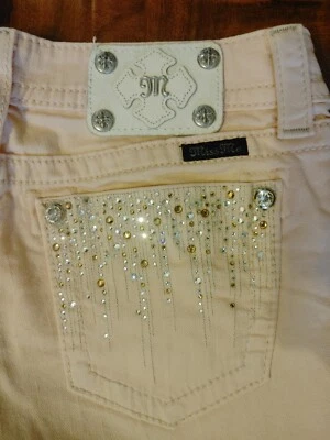 Ladies Miss Me Shorts Size 28x3 - Image 1 of 4