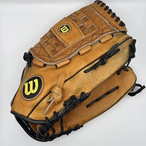 Wilson A2504 XL Leather 13" Softball Glove Right Handed Throw - Picture 1 of 9