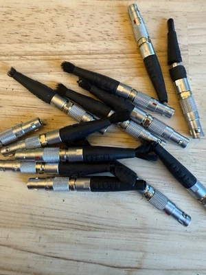 LEMO FGG.00.304.CLAD72 4 pin connector - Image 1 of 4