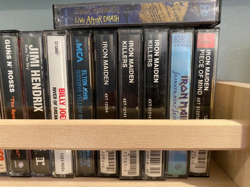 IRON MAIDEN 5 Cassette Tapes Killers Seventh Son Piece of Mind Live After Death - Image 1 of 1