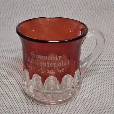 US Glass Ruby Flash Arched Ovals Mug Pikes Peak 1906 Centennial Souvenir - Image 1 of 4