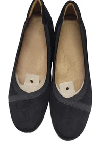 Neu Clarks Damen-Pump schwarz Wildleder mit Stoffbesatz geschlossene Zehe US 9,5 M - Bild 1 von 7