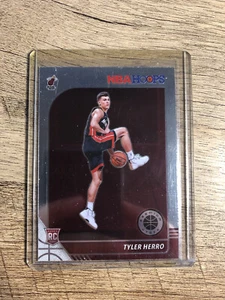 2019-20 Hoops Premium Photo Variation SP Tyler Herro RC Rookie Miami Heat #210 - Picture 1 of 2