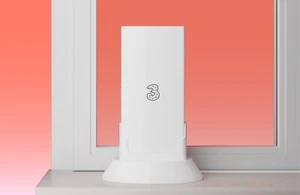 Greenpacket Y5-210MU 5G outdoor home hub *Locked to Three (UK)* - Afbeelding 1 van 4