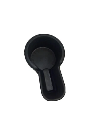 NISSAN FRONTIER XTERRA RUBBER CUP HOLDER INSERTS 2000 2001 2002 2003 OEM  A515 - Image 1 of 4