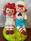 Vintage, 1993  Raggedy Ann and Andy Music box