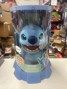 RealFX Disney Stitch Giocattolo Interattivo 100 Azioni Suoni Animatronic 18 Pollici - Foto 1 di 2