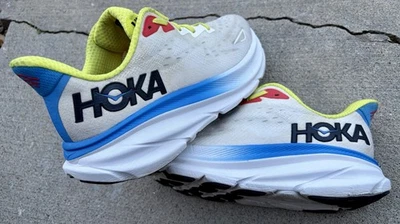 Zapatos de entrenamiento para correr Hoka One One Clifton 9 BVR para hombre talla 9 amarillo blanco EE. UU. Foto 1 de 4