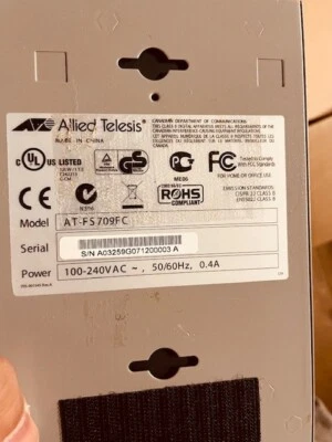 Allied Telesyn ATFS709FC 8 Port Fast Ethernet - Image 1 of 4