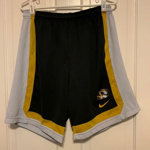 MISSOU TIGERS SIZE LARGE NIKE MESH SHORTS Cover