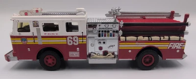 Code 3 Collectibles FDNY Fire Dept Engine 69 Seagrave Harlem Hilton 1:64 Truck - Image 1 of 4