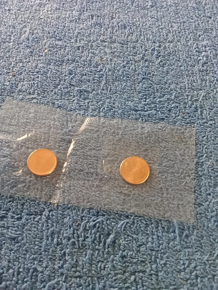 United States 2009-D Blank Planchet Error W/ 2009-D Lincoln Uncirculated Pennies - Image 1 of 4