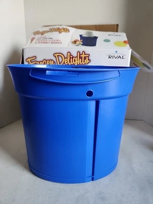 Repuesto cubo azul para heladera Rival Frozen Delights 4 cuartos de galón Foto 1 de 4