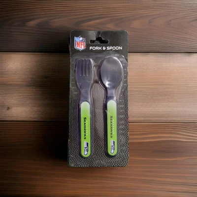 Tenedor y cuchara para bebé Seattle Seahawks con licencia oficial NFL de 3 años + ¡BPA GRATIS NUEVO EN PAQUETE! Foto 1 de 2