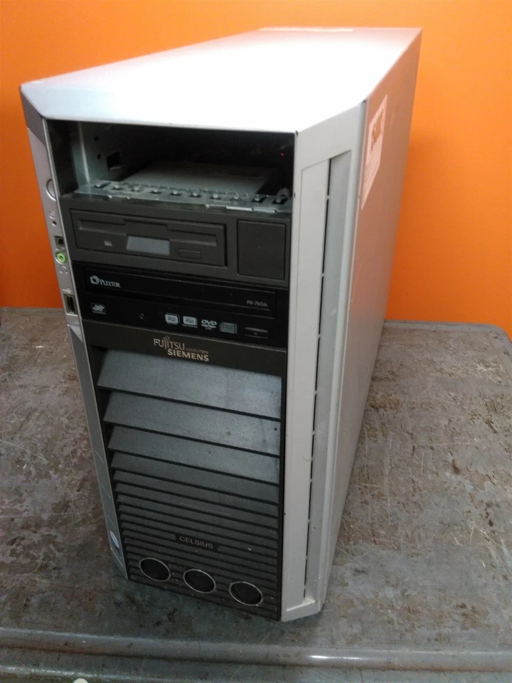 Fujitsu Siemens Celsius R640 Medical PC 2x Xeon 3GHz 4GB 0HD  - Image 1 of 4