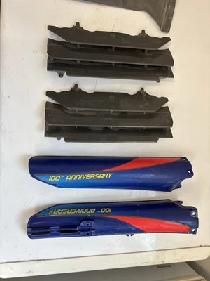 04 Husqvarna TC 450 plástico cubiertas laterales protectores horquilla protectores radiador Foto 1 de 4