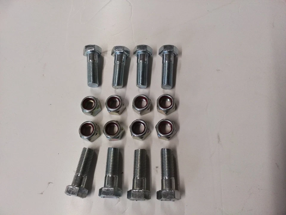 Propshaft bolt and nut set for front propshaft for all 90/110/130 & Defenders - Image 1 of 1